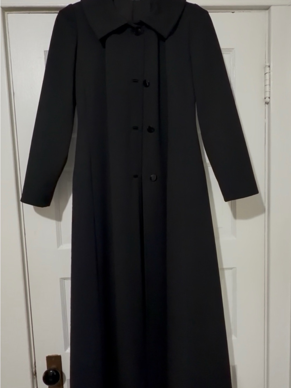 Vintage black long coat / maxi